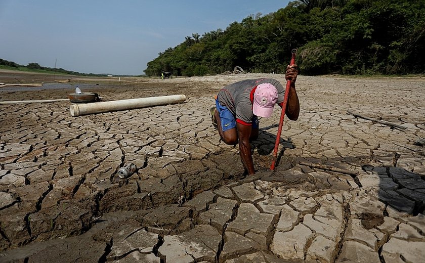 Governo federal anuncia medidas para queimadas e seca na região amazônica