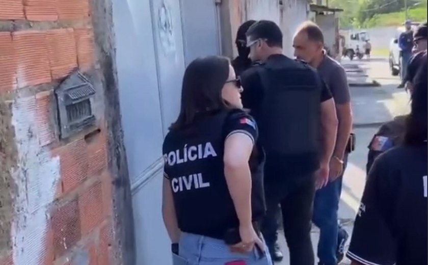 Polícia Civil cumpre mandado de busca e apreensão em investigação de homicídio