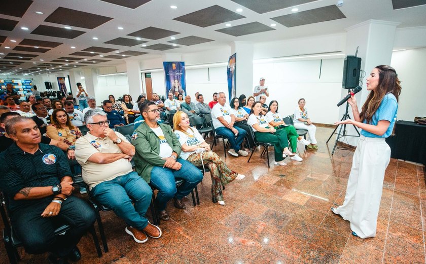 Guias de Turismo de Alagoas declaram voto para Bárbara Braga, que recebe propostas para valorizar a categoria no Estado