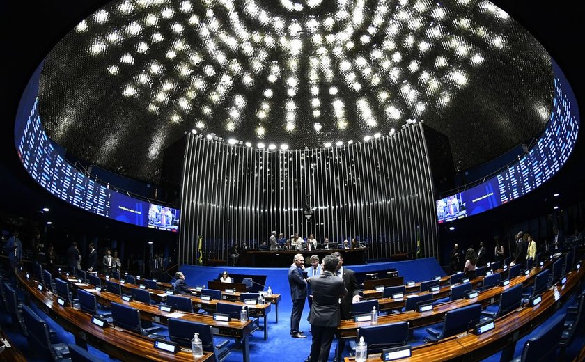 Após recesso, Congresso retoma trabalhos nesta semana