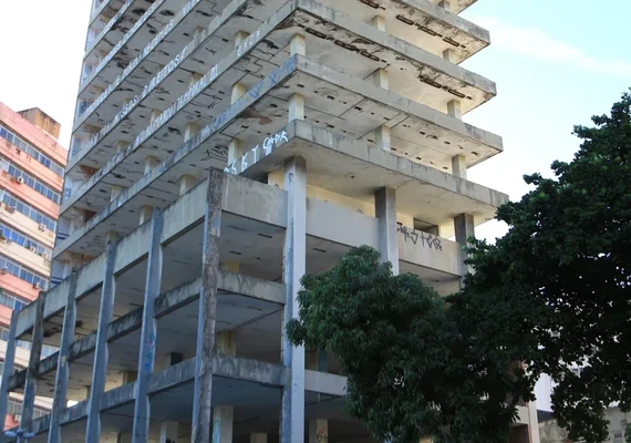 Prefeitura sem projetos para prédios no Centro