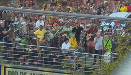 Manifestantes fazem ato em Copacabana contra a PEC da Blindagem e Projeto da Anistia