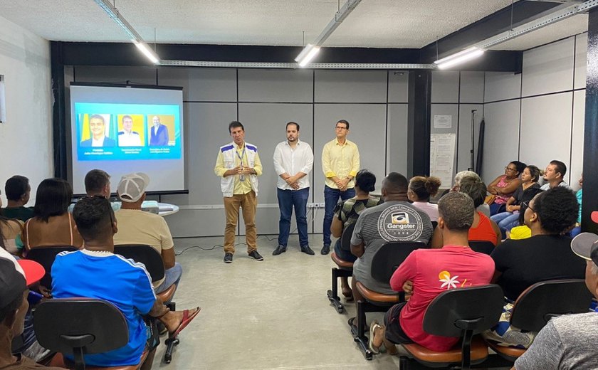 Vigilância promove curso de boas práticas sanitárias para trabalhadores da orla marítima de Maceió