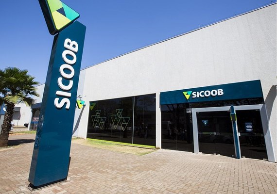 Sicoob isenta taxas do Pix por mais três meses