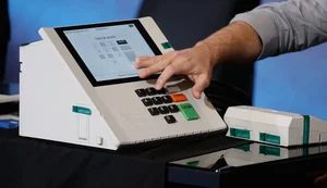 Totalização dos votos é aberta, auditável e segura, diz TSE