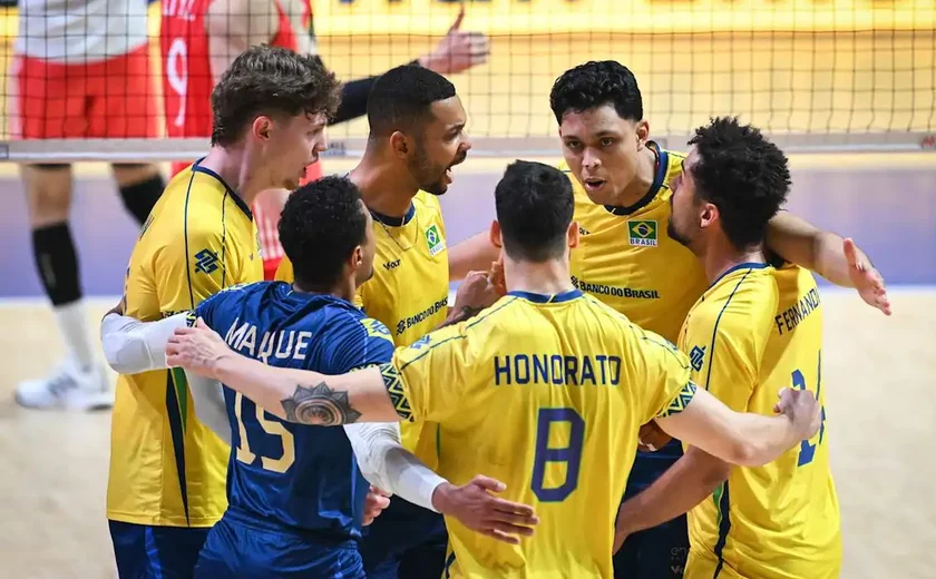 Brasil vira sobre anfitriã China e avança à semi da Liga das Nações