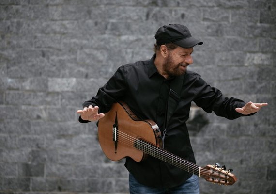 Projeto Sesc Apresenta leva João Bosco e Guto Wirtti ao Festival de Música de Penedo