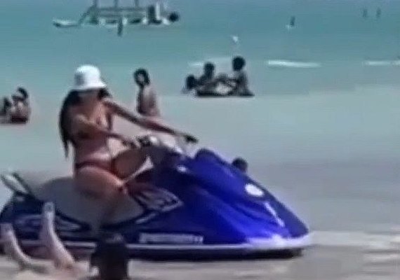 Moto aquática atinge banhista na Praia de Barra Grande, em Maragogi