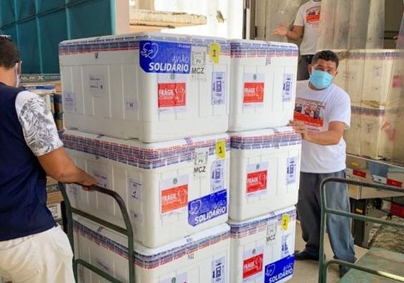 Alagoas recebe nesta sexta-feira mais 81.550 doses de vacinas contra a Covid-19