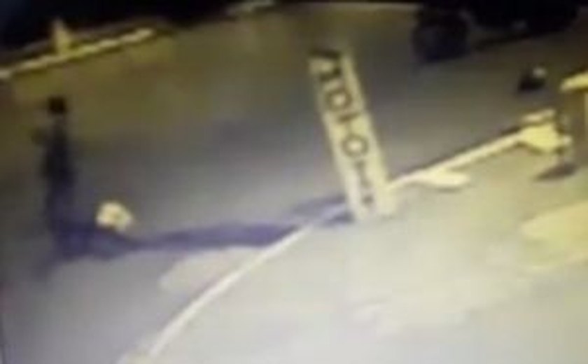Vídeo mostra mecânico sendo assassinado durante assalto no Centro de Maceió