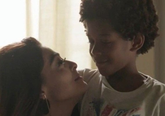 Carolina consegue guarda provisória de Gabriel em 'Totalmente Demais'