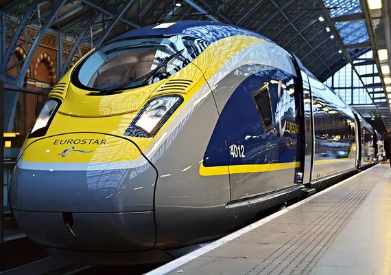 Bomba da Segunda Guerra Mundial é encontrada em estação de trem de Paris