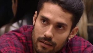 'BBB21': Após pedido da família, público elimina Arcrebiano do reality show