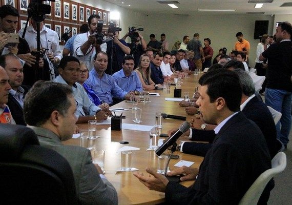 Renan Filho e AMA anunciam plano para combater seca no Sertão