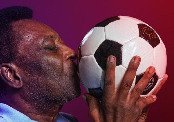 Celebridades lamentam morte de Pelé: 'Sempre será um herói'