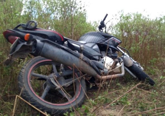 Polícia Civil recupera, em Arapiraca, motocicleta roubada
