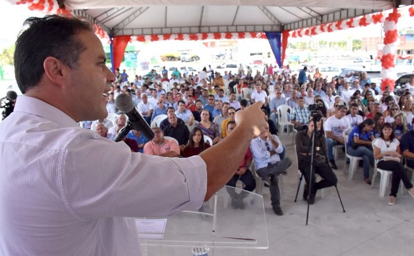 Com entrega de viaturas, Renan Filho abre Governo Presente nesta quinta-feira