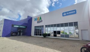 Mulher ataca companheiro com faca e foge com filho do casal em Arapiraca