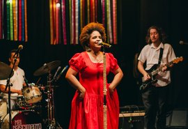 Jacintinho recebe a artista Mel Nascimento e o 'Tem Samba no Coco' com atrações musicais e bingo beneficente