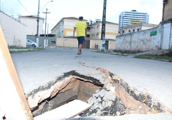 Prefeito busca apoio federal para estudos de rachaduras no bairro do Pinheiro