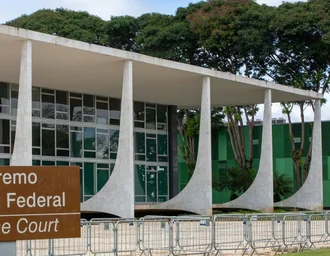 Gilmar Mendes sugere adiar sessão sobre conduta de Alexandre de Moraes