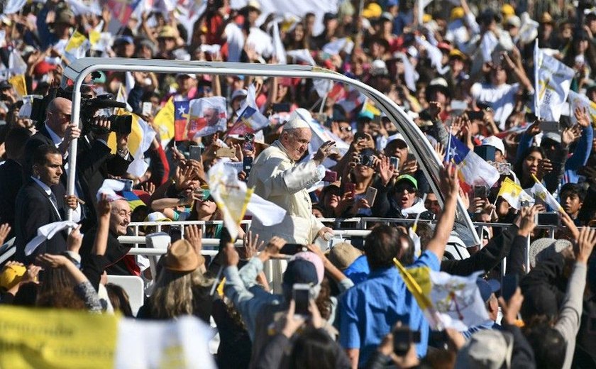 Papa Francisco dedica missa no Chile às vítimas da ditadura de Augusto Pinochet