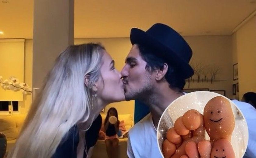 Yasmin Brunet e Gabriel Medina combinam tatuagem no dedão do pé