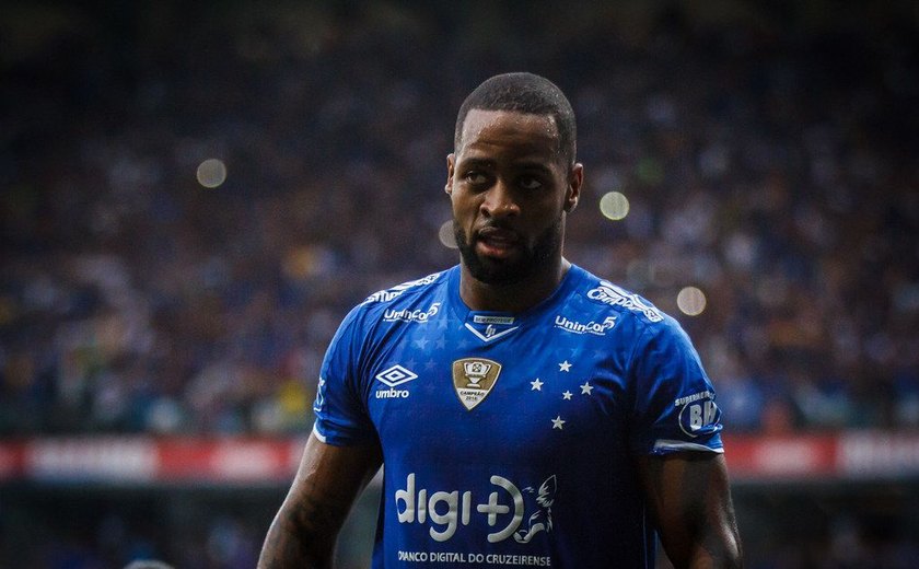 Após eliminação do Cruzeiro, Dedé lamenta: 'Entregamos ao máximo'