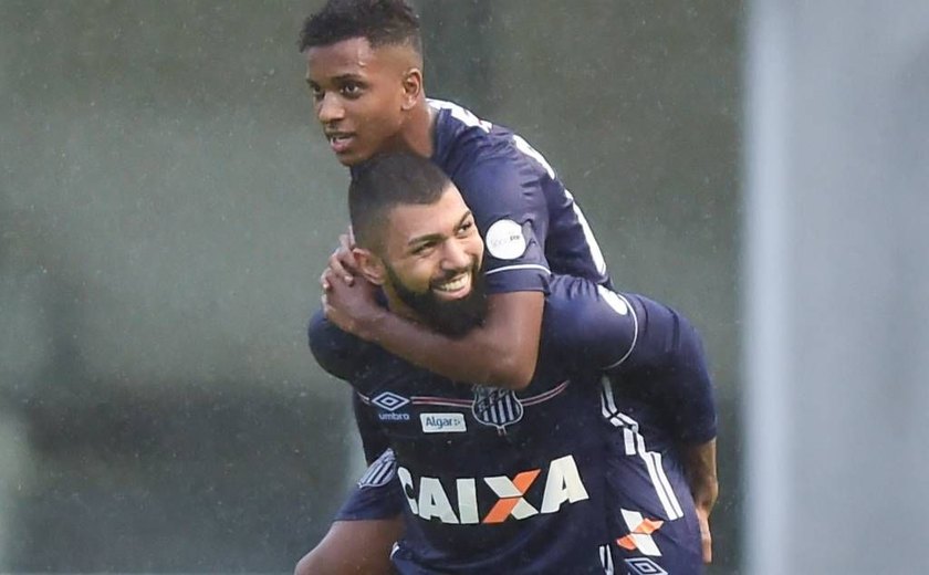 Para afastar crise, Santos goleia o Vitória com show do garoto Rodrygo