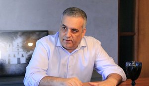Campanha usa robôs e ataque em massa por telefone para atingir Alfredo Gaspar