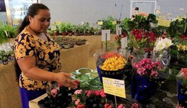 Feira itinerante reúne mais de 60 espécies de flores em Maceió