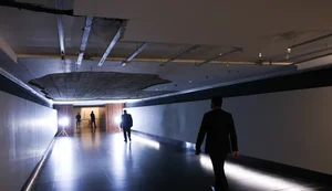 Parte do teto de túnel da Câmara dos Deputados desabou nesta quarta-feira