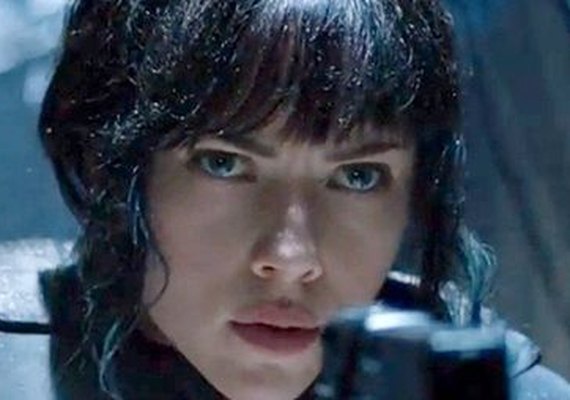 Longa baseado em 'Ghost in the Shell' ganha trailer cheio de ação com Johansson