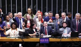 Câmara aprova, em dois turnos, PEC pelo fim da escala 6x1