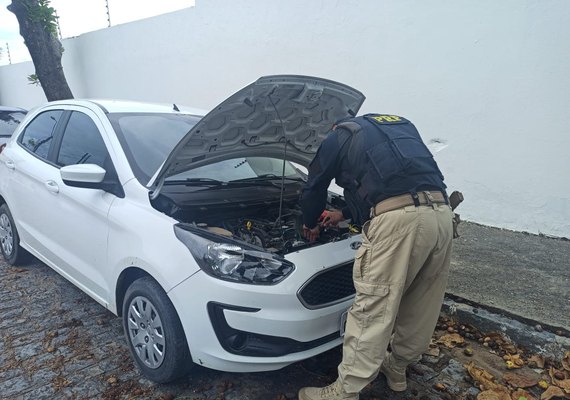 PRF prende homem por receptação de veículo em Maceió