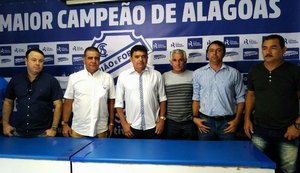 Novo técnico, Flávio Araújo faz elogios ao CSA: ‘Um clube enorme’