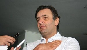 Ministro Marco Aurélio Mello derruba afastamento de Aécio Neves