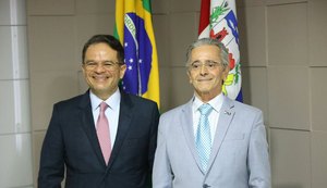 Na Assembleia Legislativa, governador em exercício reforça importância da cooperação institucional