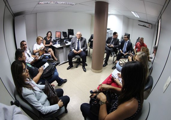 Audiência no TJ entre Prefeitura de Maceió e sindicatos termina sem acordo