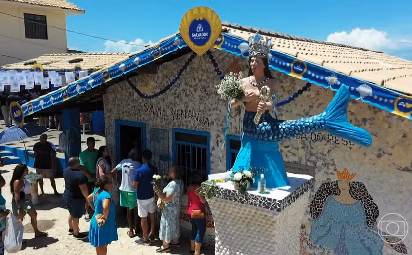 Por que Iemanjá, orixá de origem africana, virou 'mulher branca' no Brasil