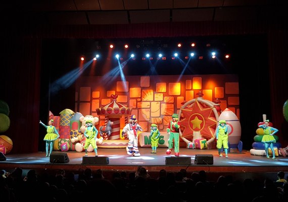 Patati e Patatá se apresentam no Teatro Gustavo Leite em Maceió