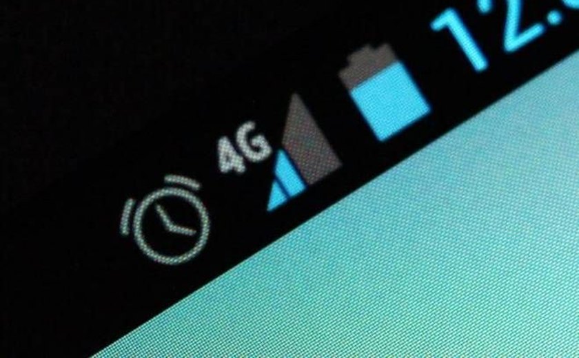 Mais da metade dos brasileiros com internet móvel usam redes 4G