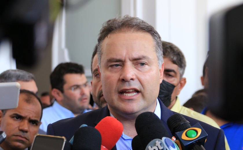 Renan Filho e JHC partem para o embate direto