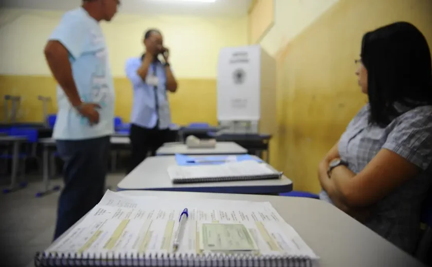 Mesários têm papel fundamental na garantia do processo eleitoral