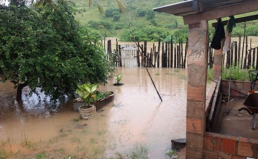 Fortes chuvas isolam povoados rurais na Região Norte de Alagoas