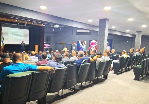 Arapiraca: delegados, policiais e escrivães fazem treinamento para combater crimes virtuais