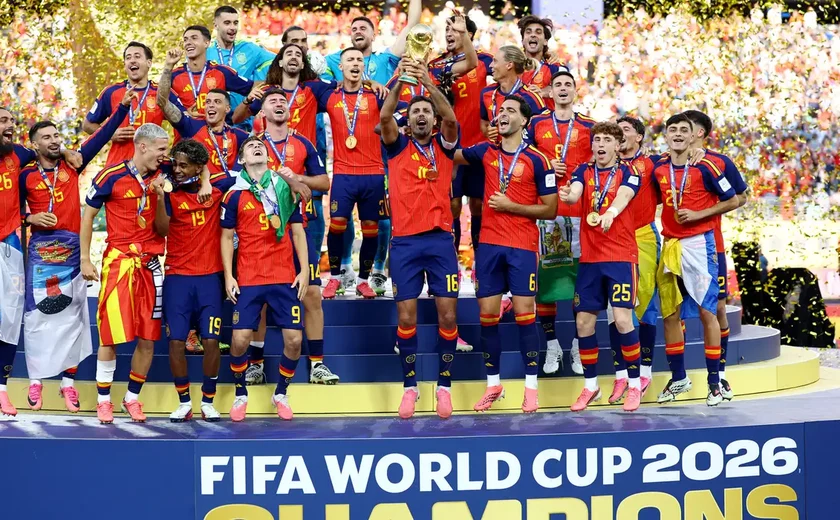 Espanha domina Argentina, vence na prorrogação e leva o bi da Copa do Mundo
