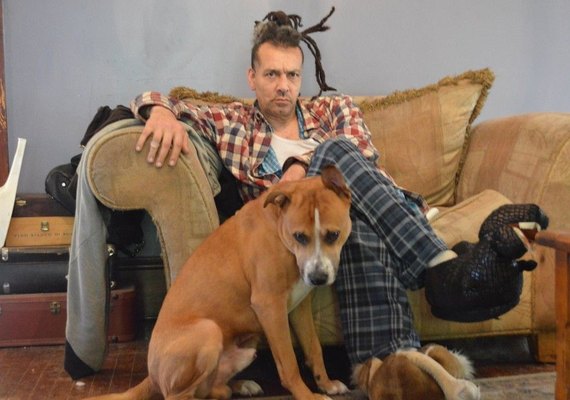 Primeiro vocalista do Faith No More, Chuck Mosley morre aos 57 anos