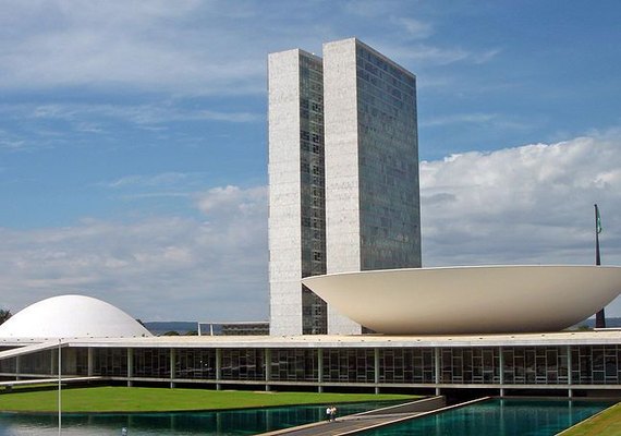 Taxa de renovação da Câmara dos Deputados foi a maior em 20 anos