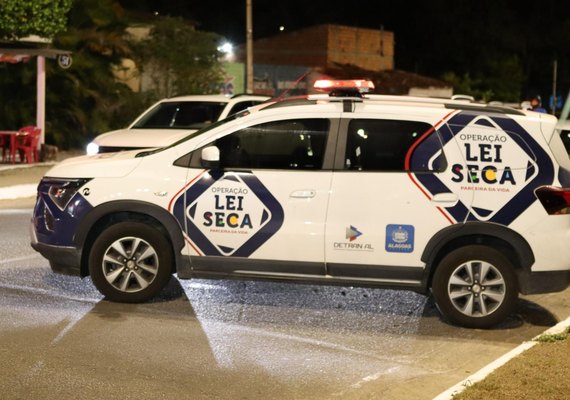 Lei Seca prende condutor por suspeita de adulteração de placas e chassi de carro